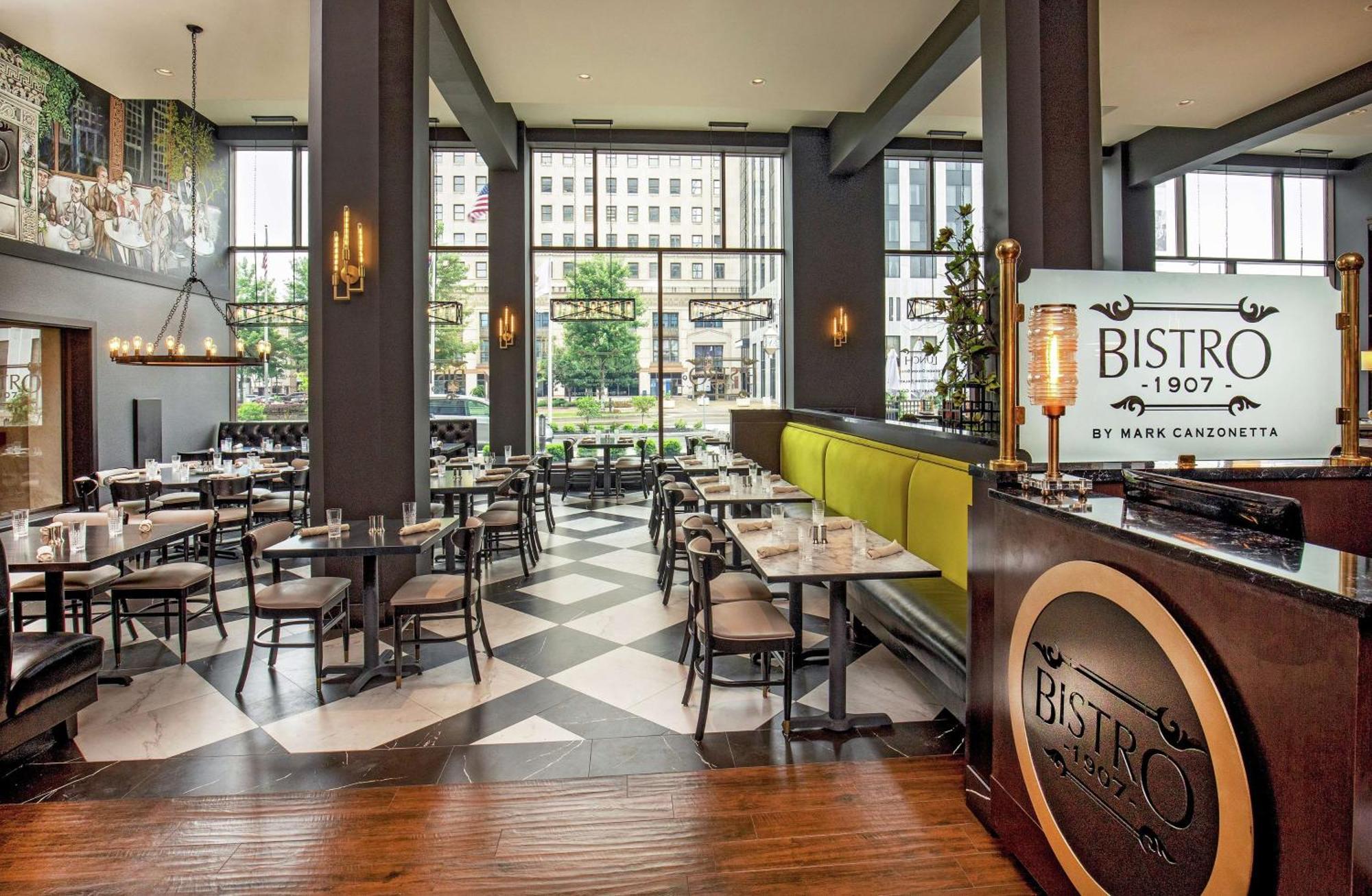 Hotel Doubletree By Hilton Downtown Youngstown